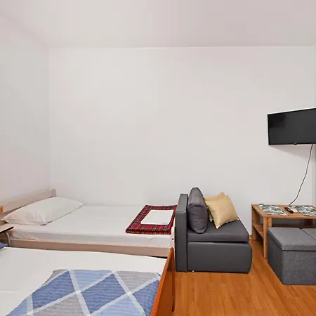 Apartament Dulabic *