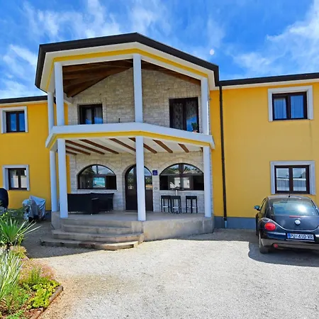 Apartament Dulabic *
