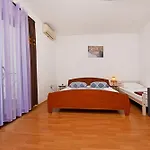 Apartament Dulabic *