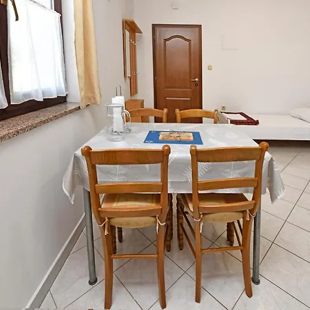 Dulabic Apartamento *